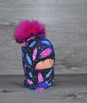 Tuque plume colorée